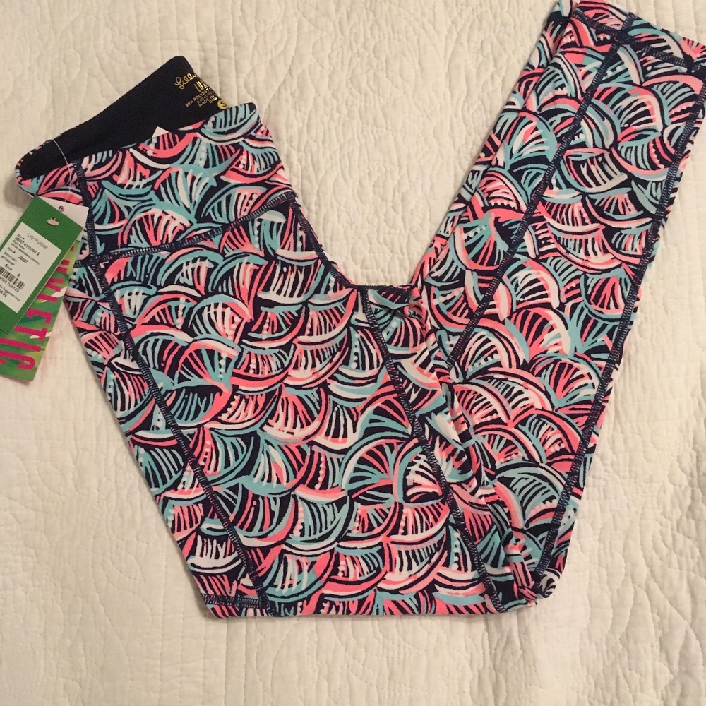 Lilly Pulitzer upf 50 neptunes net weekender leggings. S small. New with tags